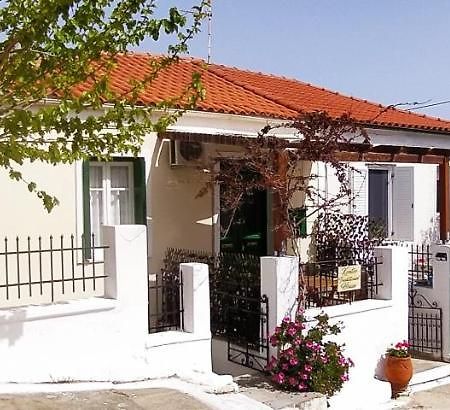 Kontos-Traditional House In Andros Beach Экстерьер фото