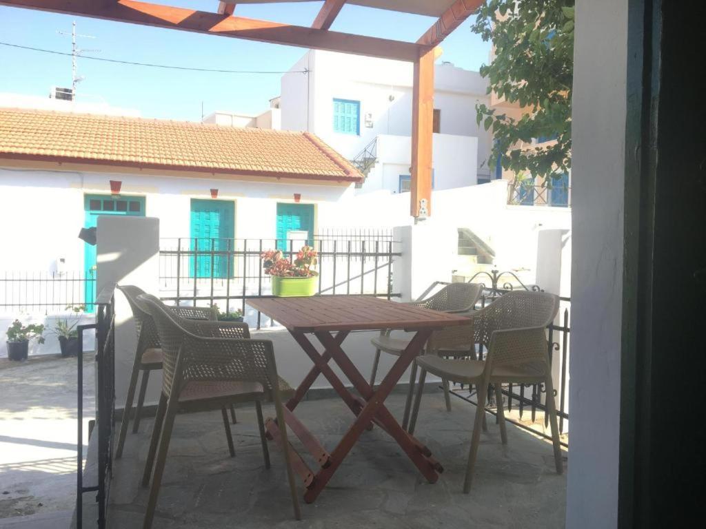 Kontos-Traditional House In Andros Beach Экстерьер фото